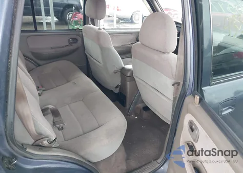 2002 Kia Sportage из США, поврежденный, VIN KNDJA723125111471